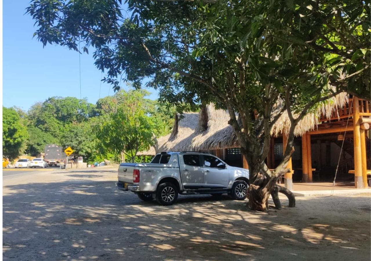 Arca Tayrona Restaurant & Hostal Los Naranjos Exterior photo